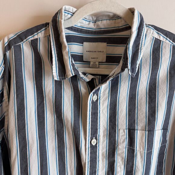 Mens Size L American Eagle White/Gray/Blue Stripe 100% Cotton LS Button Down EUC - Picture 2 of 6